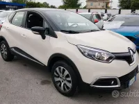 Usata Renault Captur 90 CV (66 kW) 2017 Beige SUV