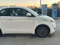 Begagnad Fiat 500e Passion 42 kW (58 HK) 2021 Vit Cab