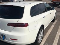 Usata Alfa Romeo 159 150 CV (110 kW) 2011 Bianco Station wagon