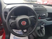 Nuova Fiat Panda 69 CV (50 kW) 2025 Rosso Utilitaria