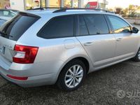 Usata Skoda Octavia G-TEC Executive 110 CV (80 kW) 2016 Argento Station wagon