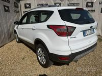 Usata Ford Kuga S 120 CV (88 kW) 2017 Bianco SUV