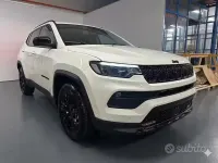Usata Jeep Compass Night Eagle 140 CV (102 kW) 2022 Bianco SUV