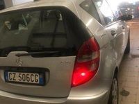 Usata Mercedes A200 109 CV (80 kW) 2005 Bianco Utilitaria