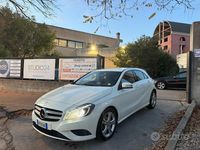 Usata Mercedes A180 108 CV (79 kW) 2013 Bianco Berlina