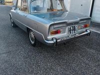 Usata Alfa Romeo Giulia Super 82 CV (60 kW) 1970 Grigio Berlina