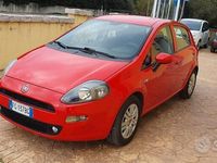 Usata Fiat Grande Punto 90 CV (66 kW) 2016 Rosso Utilitaria