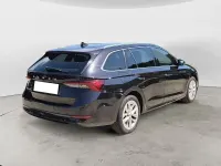Usata Skoda Octavia Executive 150 CV (110 kW) 2022 Nero Station wagon