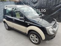 Usata Fiat Panda 4x4 Cross 70 CV (51 kW) 2008 Nero Utilitaria