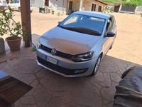 Usata VW Polo Comfortline 90 CV (66 kW) 2011 Argento Berlina