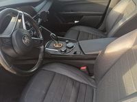 Usata Alfa Romeo Giulia 150 CV (110 kW) 2017 Bianco Berlina
