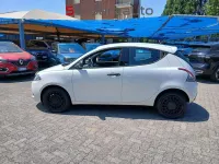 Usata Lancia Ypsilon 69 CV (50 kW) 2018 Bianco Utilitaria