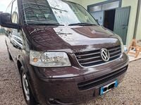 Usata VW Multivan 174 CV (127 kW) 2008 Marrone Furgone
