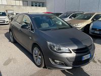 Usata Opel Astra Cosmo 110 CV (80 kW) 2013 Grigio Berlina