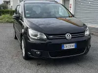 Usata VW Touran Trendline 105 CV (77 kW) 2012 Nero Monovolume