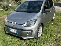 Usata VW up! Highline 68 CV (50 kW) 2015 Grigio Utilitaria