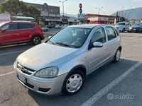 Usata Opel Corsa 69 CV (50 kW) 2004 Grigio Utilitaria