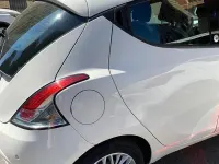 Usata Lancia Ypsilon 69 CV (50 kW) 2017 Bianco Utilitaria