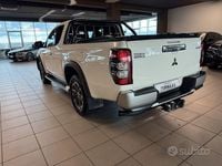 Usata Mitsubishi L200 150 CV (110 kW) 2021 Bianco Pick-up