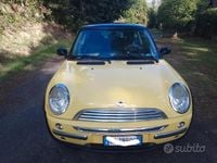 Usata Mini Cooper 116 CV (85 kW) 2002 Giallo Utilitaria