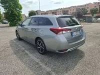 Usata Toyota Auris Hybrid Lounge 99 CV (72 kW) 2017 Station wagon