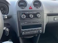 Usata VW Caddy Trendline 102 CV (75 kW) 2015 Grigio Monovolume