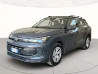 Usata VW Tiguan Life 150 CV (110 kW) 2025 Dolphin grey metallizzato SUV