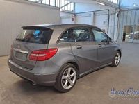 Usata Mercedes B180 Premium 122 CV (89 kW) 2013 Grigio Utilitaria