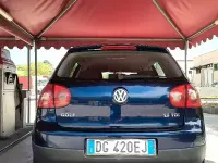 Usata VW Golf V 105 CV (77 kW) 2007 Blu Berlina