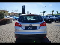 Usata Ford Focus 120 CV (88 kW) 2015 Grigio scuro Station wagon