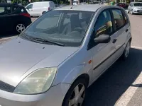 Usata Ford Fiesta 60 CV (44 kW) 2001 Grigio Utilitaria