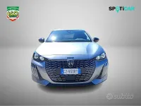 Usata Peugeot 208 Allure 101 CV (74 kW) 2025 Grigio Utilitaria
