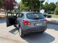 Usata Nissan Qashqai Tekna 110 CV (80 kW) 2007 Grigio SUV