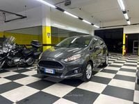 Usata Ford Fiesta Titanium 75 CV (55 kW) 2017 Gray Berlina