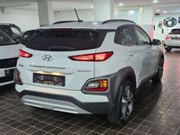 Usata Hyundai Kona Xpossible 101 CV (74 kW) 2020 Dark metal grey SUV