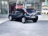 Usata Toyota Aygo X 72 CV (52 kW) 2024 Nero SUV