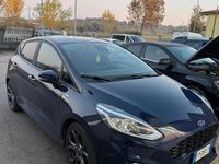 Usata Ford Fiesta 100 CV (73 kW) 2019 Blu Utilitaria