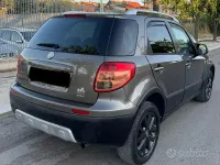 Usata Fiat Sedici Dynamic 135 CV (99 kW) 2011 Grigio SUV