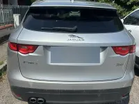 Usata Jaguar F-Pace 180 CV (132 kW) 2018 Grigio SUV