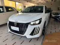 Usata Peugeot 208 Style 101 CV (74 kW) 2025 Bianco Utilitaria