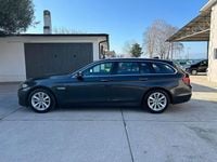 Usata BMW 520 Luxury Line 190 CV (139 kW) 2015 Grigio Station wagon