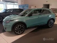 Usata Fiat 600 La Prima 110 CV (80 kW) 2025 Bluazzurro SUV