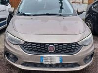 Usata Fiat Tipo Easy 120 CV (88 kW) 2017 Beige Station wagon