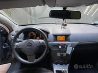 Usata Opel Astra 101 CV (74 kW) 2006 Grigio Coupé