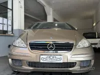 Usata Mercedes A180 109 CV (80 kW) 2005 Marrone Berlina