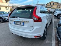 usata Volvo XC60 2,0 d 136 cv momentum 5p