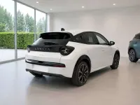 Usata Lancia Ypsilon 101 CV (74 kW) 2025 Bianco Utilitaria