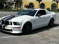 Usata Ford Mustang 305 CV (224 kW) 2008 Bianco Coupé