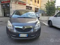 Usata Opel Meriva 95 CV (69 kW) 2011 Grigio Monovolume