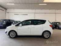 Usata Opel Meriva Cosmo 120 CV (88 kW) 2013 Bianco Monovolume